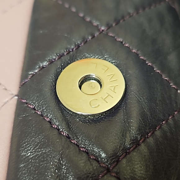 CHANEL Bicolor CC Chain Flap Bag Quilted Lambskin Pink and Eggplant Color - Picture 10 of 17